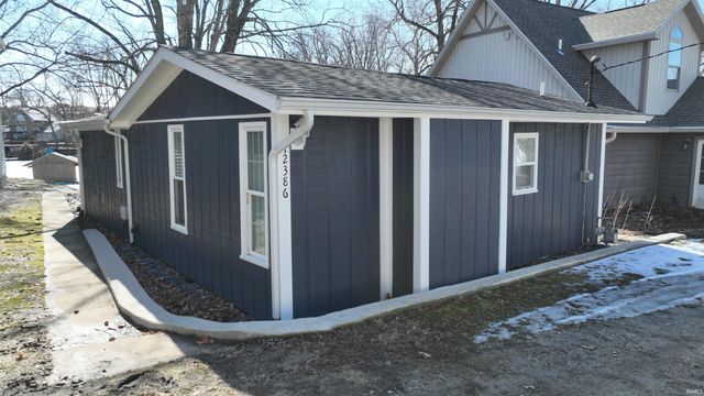 12386 W Crest Drive, Monticello, IN 47960