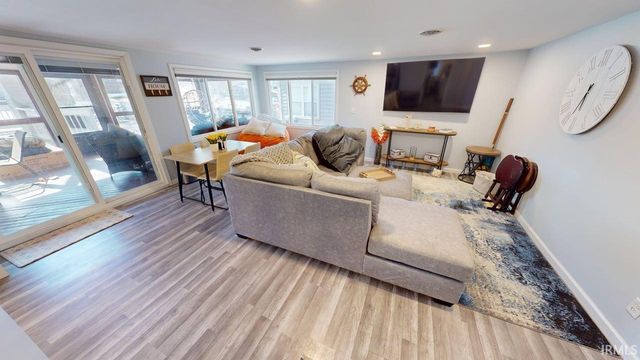 12386 W Crest Drive, Monticello, IN 47960