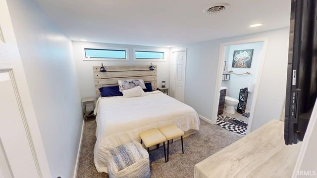 12386 W Crest Drive, Monticello, IN 47960