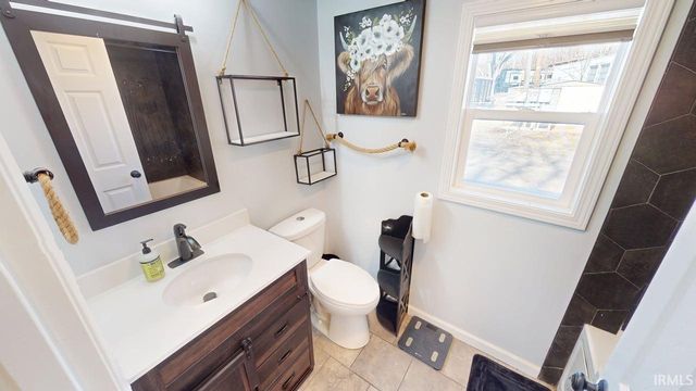 12386 W Crest Drive, Monticello, IN 47960