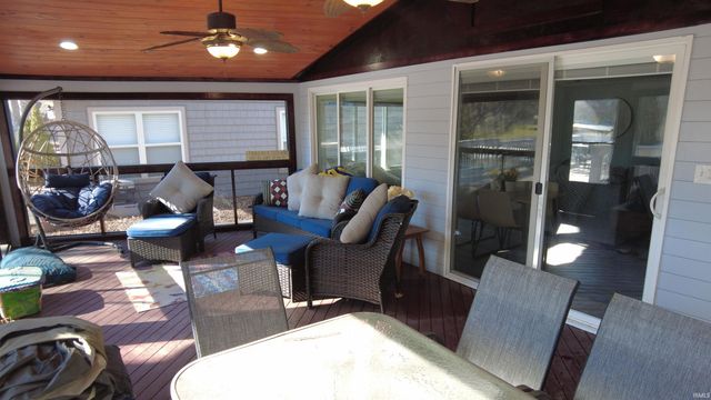 12386 W Crest Drive, Monticello, IN 47960