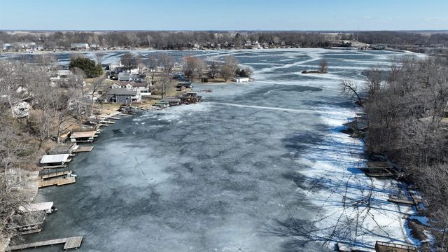 12386 W Crest Drive, Monticello, IN 47960