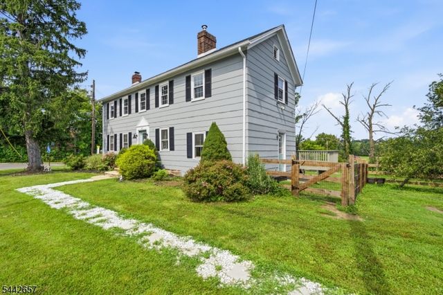 891 Amwell Rd, Hillsborough Twp., NJ 08844