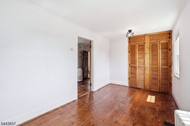 891 Amwell Rd, Hillsborough Twp., NJ 08844