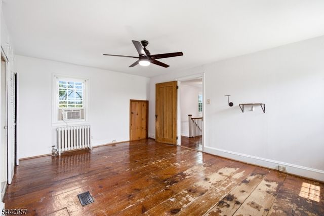891 Amwell Rd, Hillsborough Twp., NJ 08844