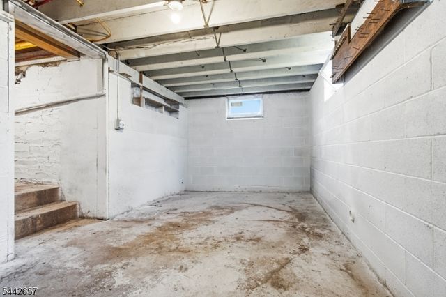 891 Amwell Rd, Hillsborough Twp., NJ 08844