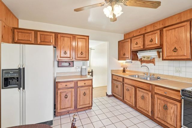 4485 BAYSIDE Circle, Hoffman Estates, IL 60192