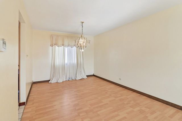 4485 BAYSIDE Circle, Hoffman Estates, IL 60192