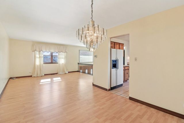 4485 BAYSIDE Circle, Hoffman Estates, IL 60192