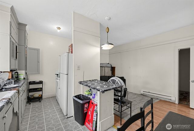 1503 Davis Avenue S, Renton, WA 98055