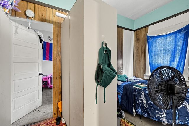 1503 Davis Avenue S, Renton, WA 98055