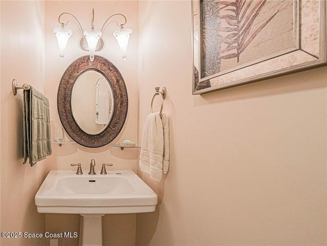 55 Woodland Drive 206, Vero Beach, FL 32962