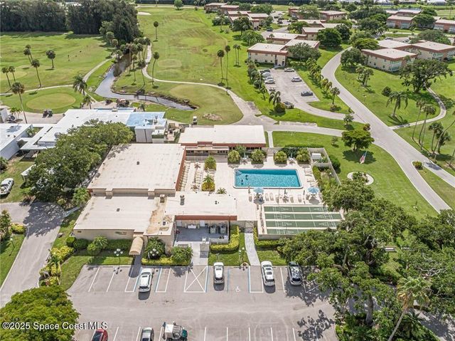 55 Woodland Drive 206, Vero Beach, FL 32962