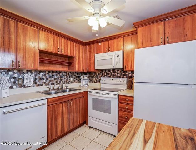 55 Woodland Drive 206, Vero Beach, FL 32962