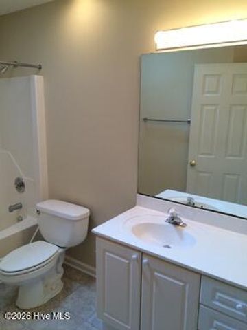 5005 Woods Edge Road, Wilmington, NC 28409