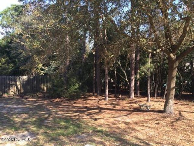 5005 Woods Edge Road, Wilmington, NC 28409