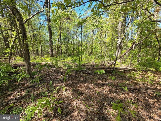 RIVERDALE RD, Lanham, MD 20706