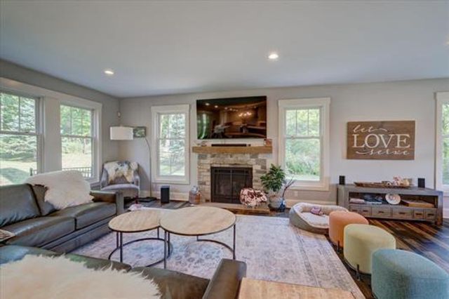 7594 Watch Hill Court, Verona, WI 53593