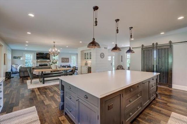 7594 Watch Hill Court, Verona, WI 53593