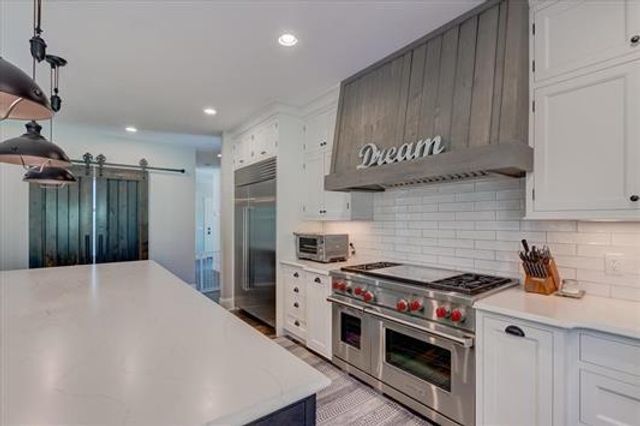 7594 Watch Hill Court, Verona, WI 53593