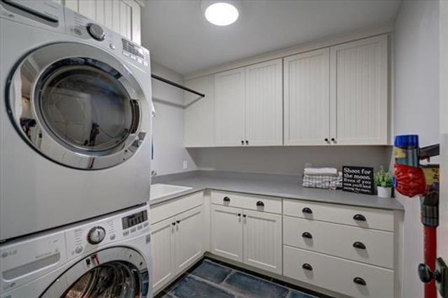 7594 Watch Hill Court, Verona, WI 53593