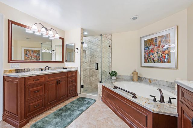 120 LEGENDARY Circle, Palm Beach Gardens, FL 33418