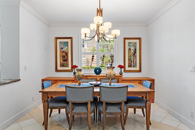 120 LEGENDARY Circle, Palm Beach Gardens, FL 33418