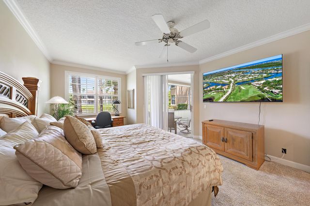 120 LEGENDARY Circle, Palm Beach Gardens, FL 33418