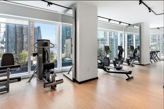 1 W End Ave Apt 18F, New York City, NY 10023