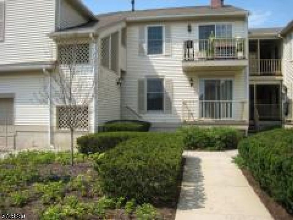 171 Jamestown Rd Ondo 171, Bernards Twp., NJ 07920