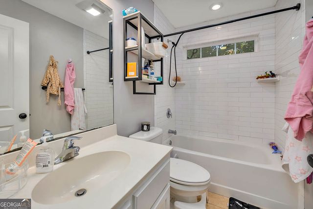 141 Manoe Road, Brunswick, GA 31523