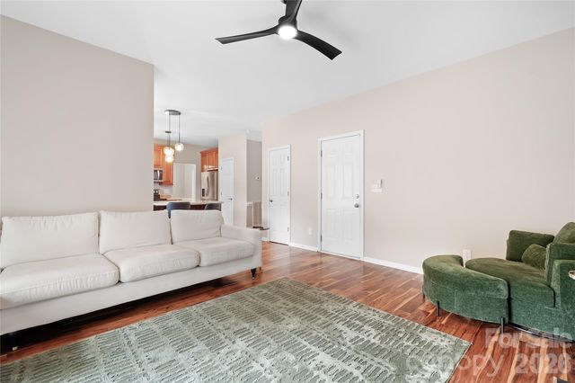 9407 Willow Tree Lane, Charlotte, NC 28277