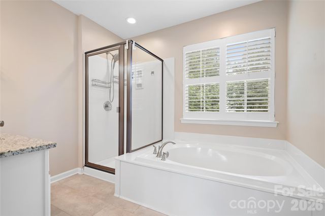 9407 Willow Tree Lane, Charlotte, NC 28277