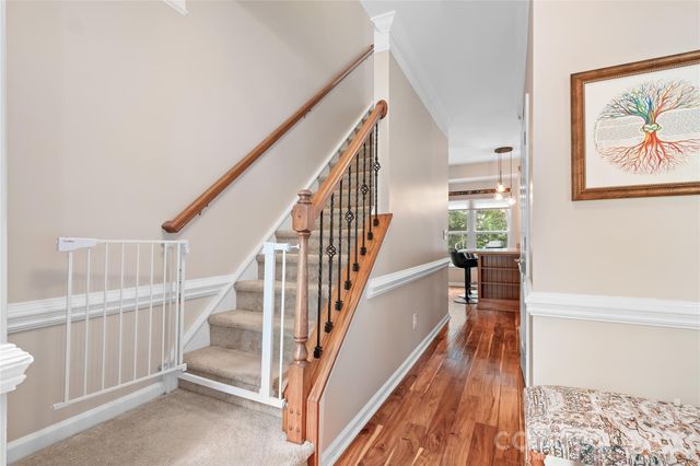 9407 Willow Tree Lane, Charlotte, NC 28277