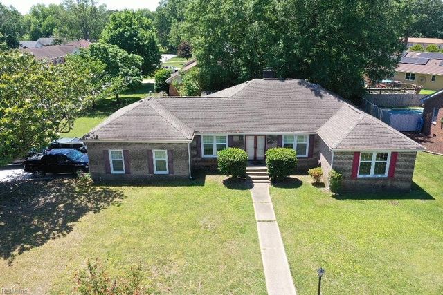 5113 Stratford Chase DR, Virginia Beach, VA 23464
