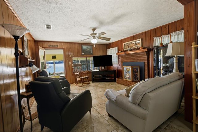 85 Cool Springs Lane, Quincy, FL 32351