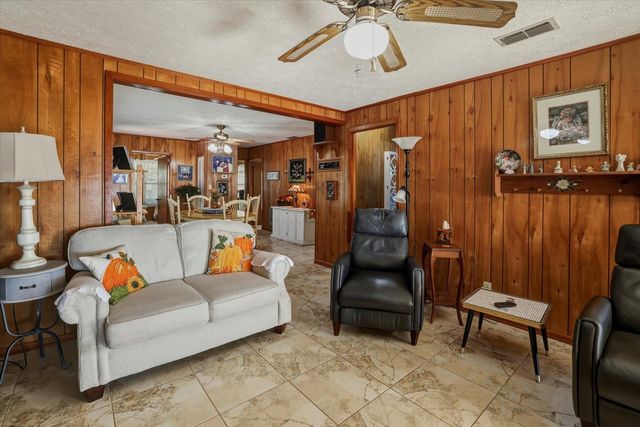 85 Cool Springs Lane, Quincy, FL 32351