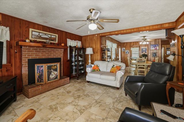 85 Cool Springs Lane, Quincy, FL 32351