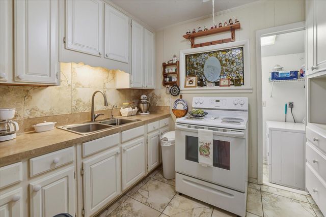 85 Cool Springs Lane, Quincy, FL 32351