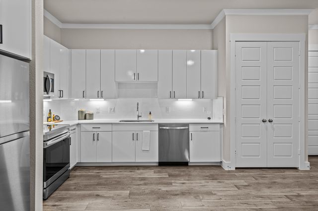 3278 Ganzer Road W 320A, Denton, TX 76207