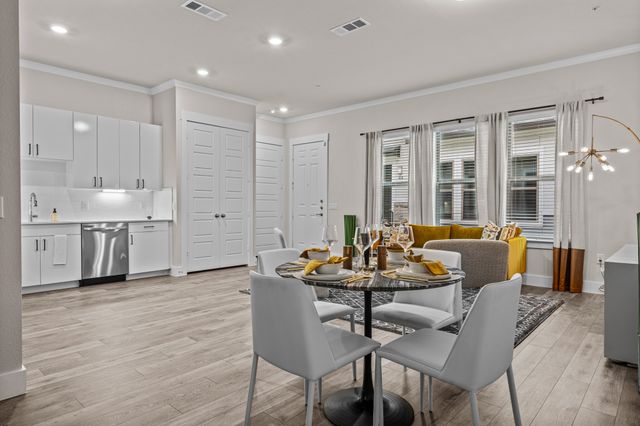 3278 Ganzer Road W 320A, Denton, TX 76207