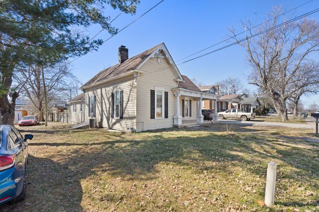 1309 Batts Blvd, Springfield, TN 37172