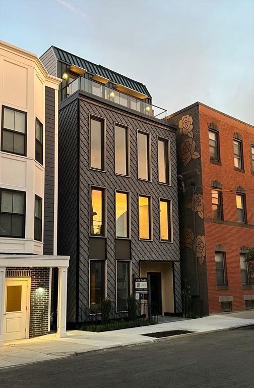 219 Saratoga Street PH-N, Boston, MA 02128