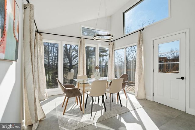 101 DELAWARE TRL, Winchester, VA 22602