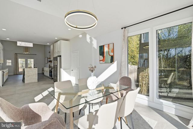 101 DELAWARE TRL, Winchester, VA 22602