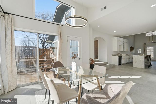 101 DELAWARE TRL, Winchester, VA 22602