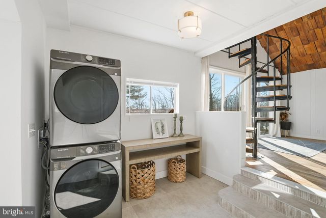 101 DELAWARE TRL, Winchester, VA 22602