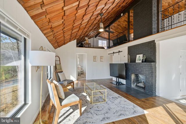 101 DELAWARE TRL, Winchester, VA 22602