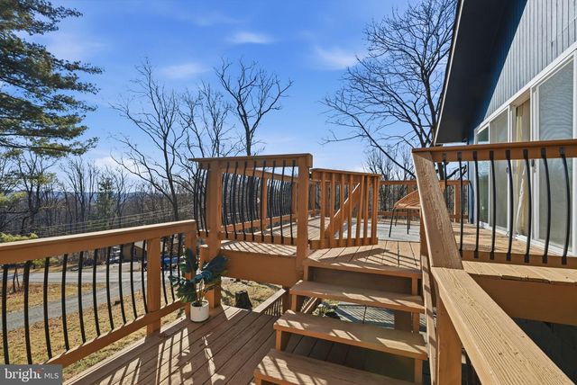 101 DELAWARE TRL, Winchester, VA 22602