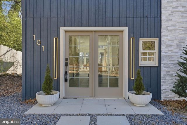 101 DELAWARE TRL, Winchester, VA 22602